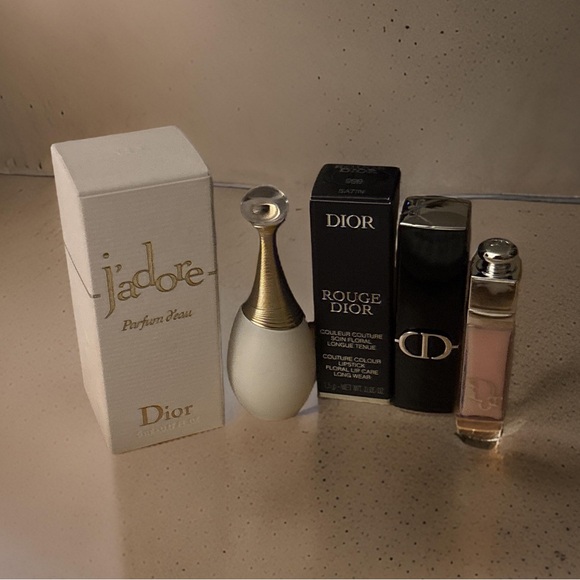 Dior | Bags | Terrycloth Cosmetic Pouch Bag Summer 2024 Ltd Ed + Makeup Gift Set - Picture 2 of 9